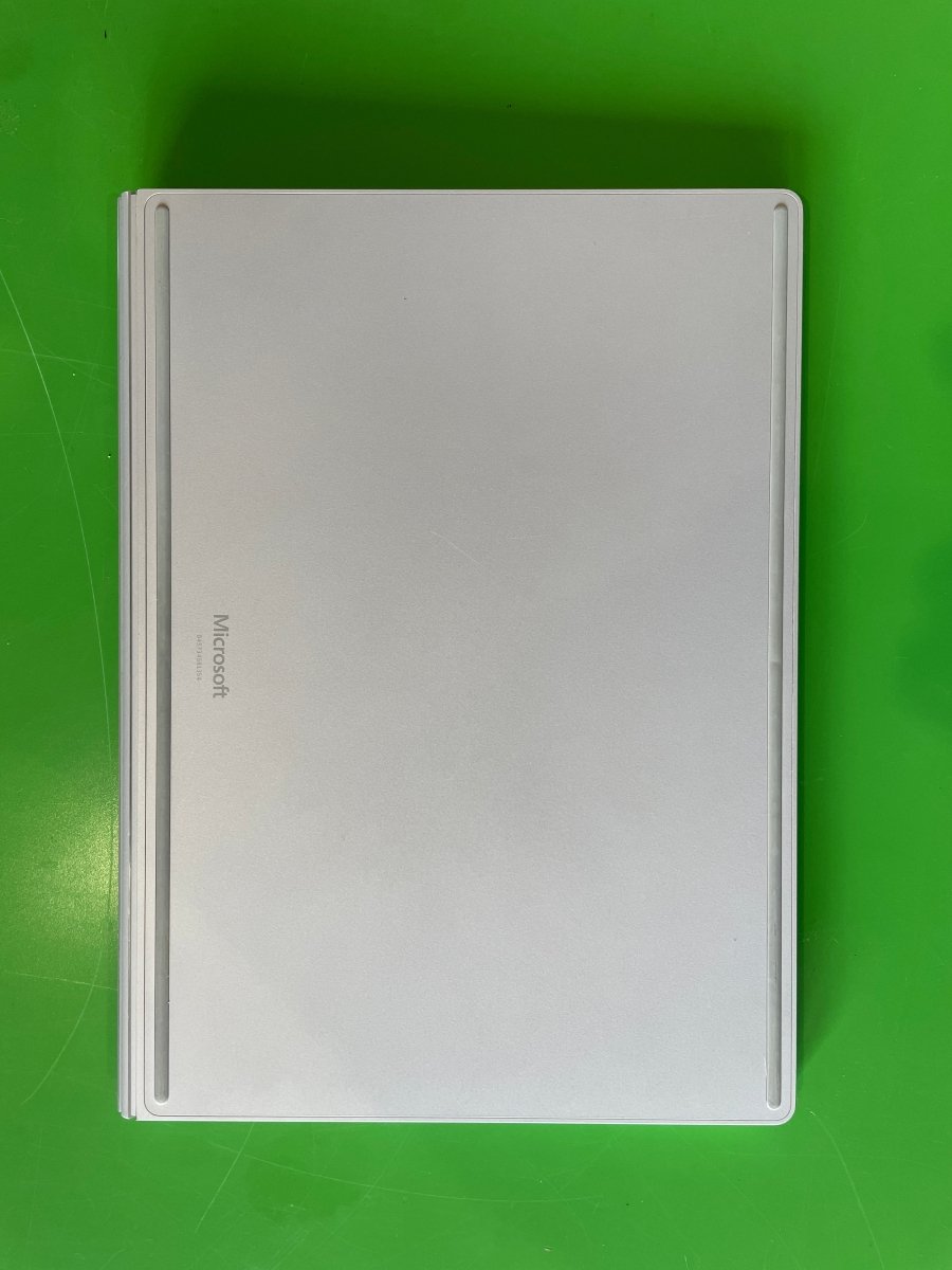 Good Refurbished Microsoft Surface Book 3 13.5" i7 - 1065G7 256Gb 16Gb Ram - Windows 11 Pro - ReDial