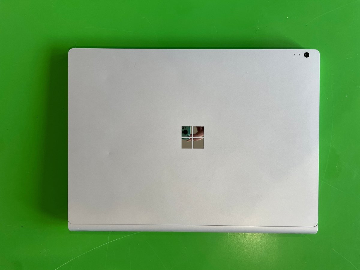 Good Refurbished Microsoft Surface Book 3 13.5" i7 - 1065G7 256Gb 16Gb Ram - Windows 11 Pro - ReDial